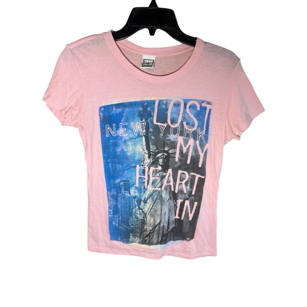 Statue of Liberty Museum Store Pink 'Lost My Heart in New York' Graphic Tee- L